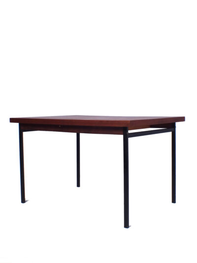 tafel uitschuifbaar - teak - zwart metalen poten