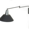 Grijs metalen wandlamp met arm