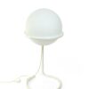 vloerlamp met grote witte glazen bol