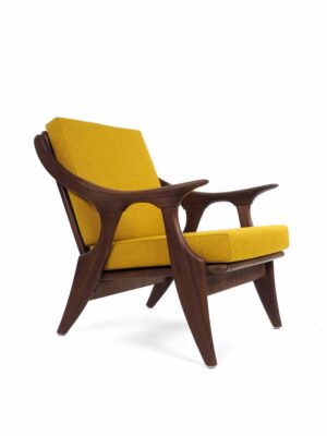 Teak houten vintage stoel met gele kussens