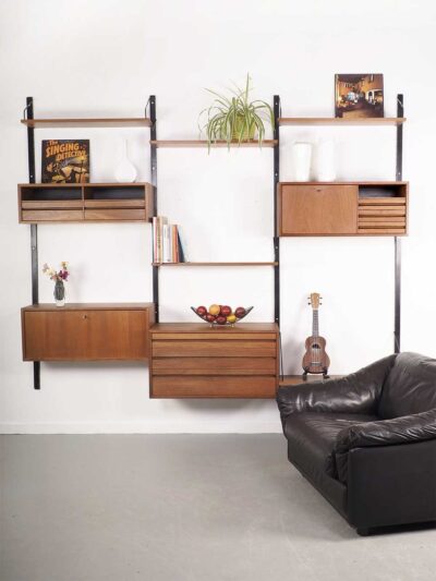 Royal Wall system Cado poul cadovius teak modulair