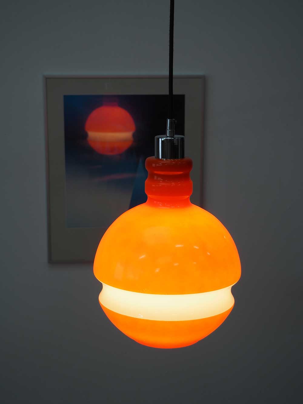 Oranje wit glazen hanglamp