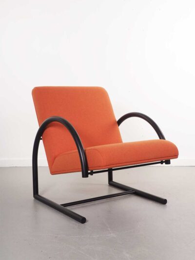 Oranje fauteuil de Cirkel Mazairac en Boonzaaijer 80s Hennie de Jong