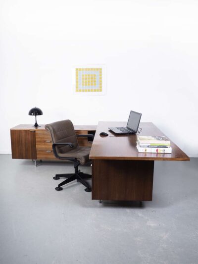 Directeursbureau groot George Nelson Herman Miller palisander