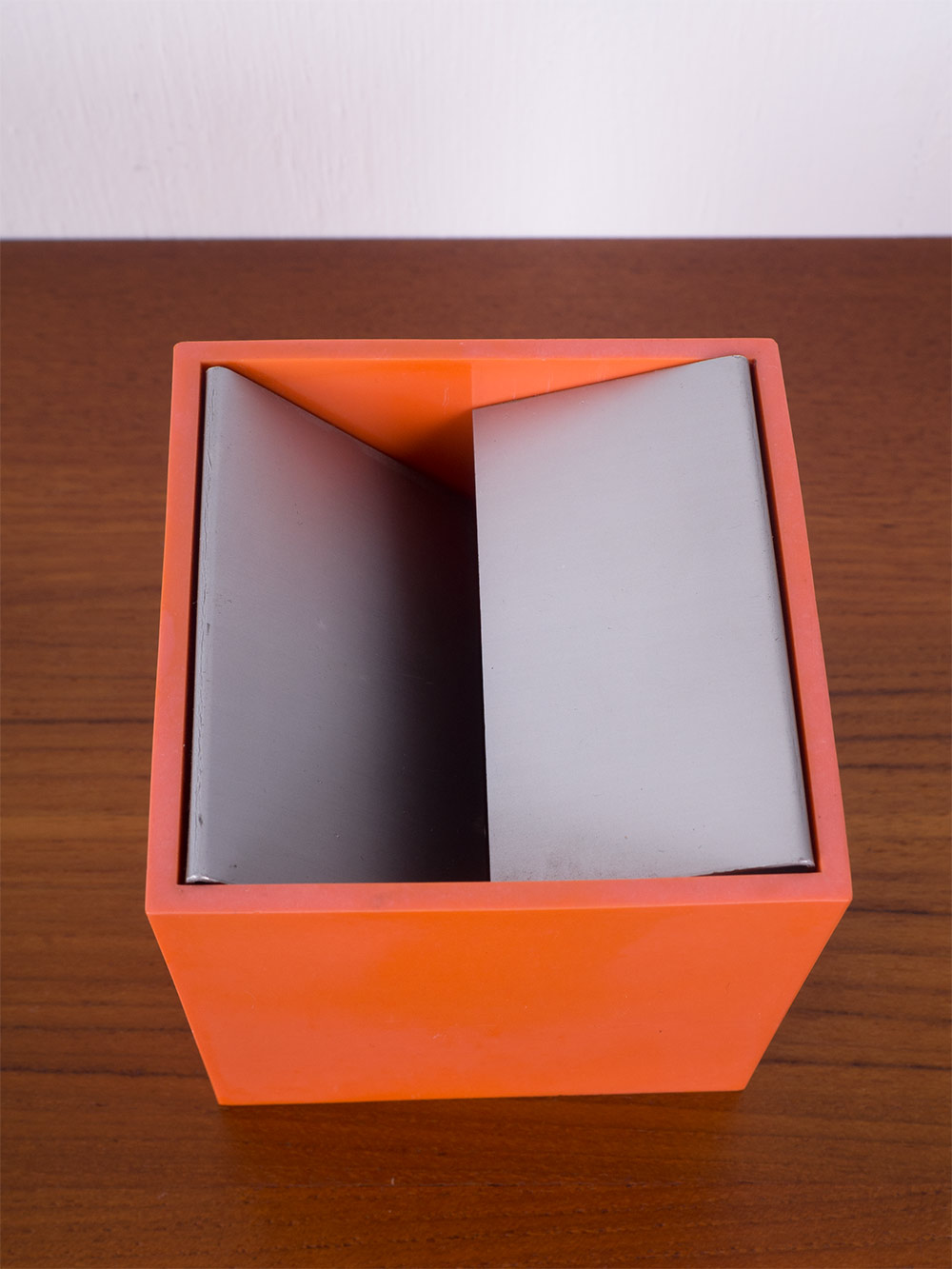 Bruno Munari Danese Milano Cubo asbak